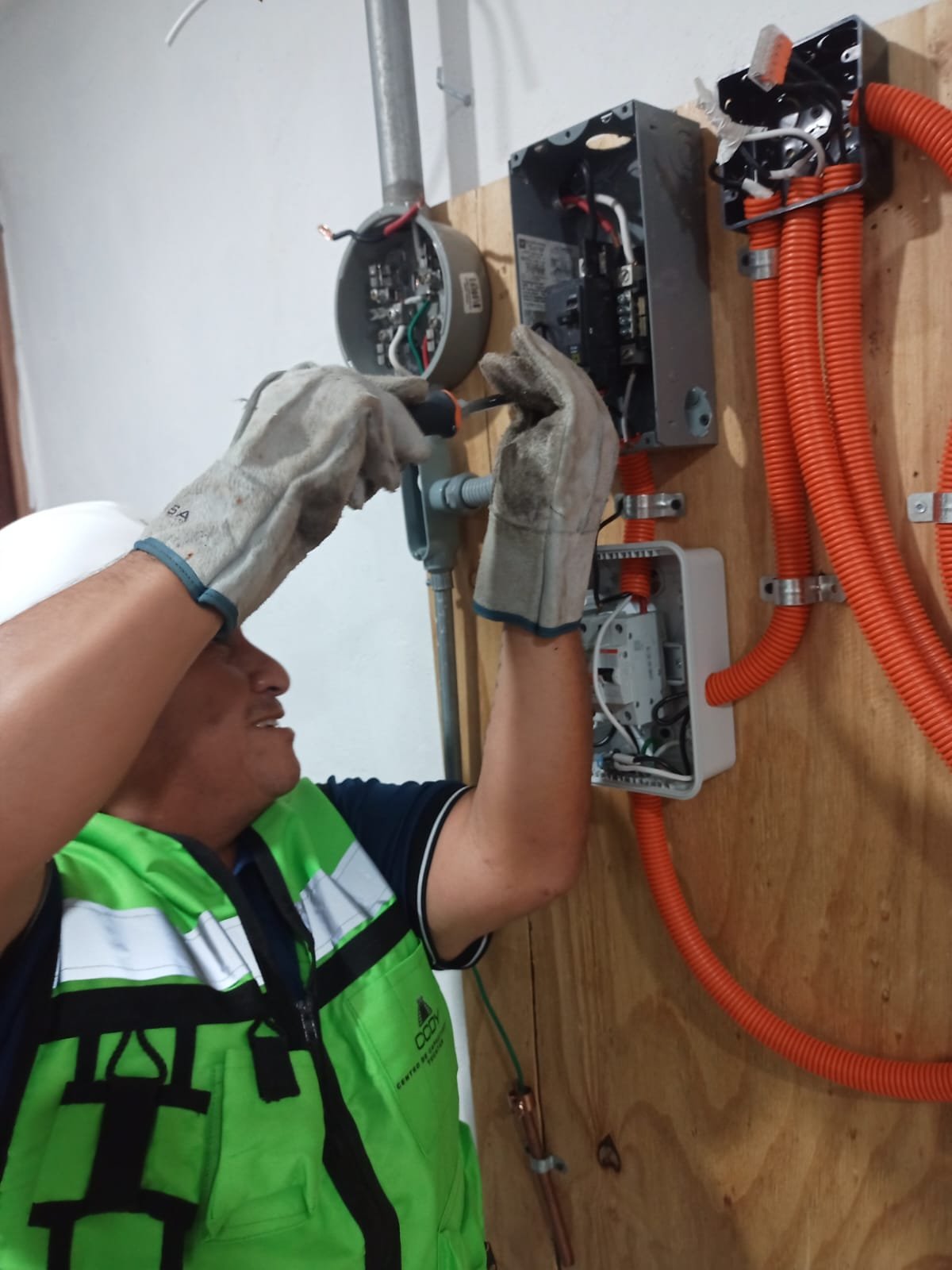 Conexiones eléctricas