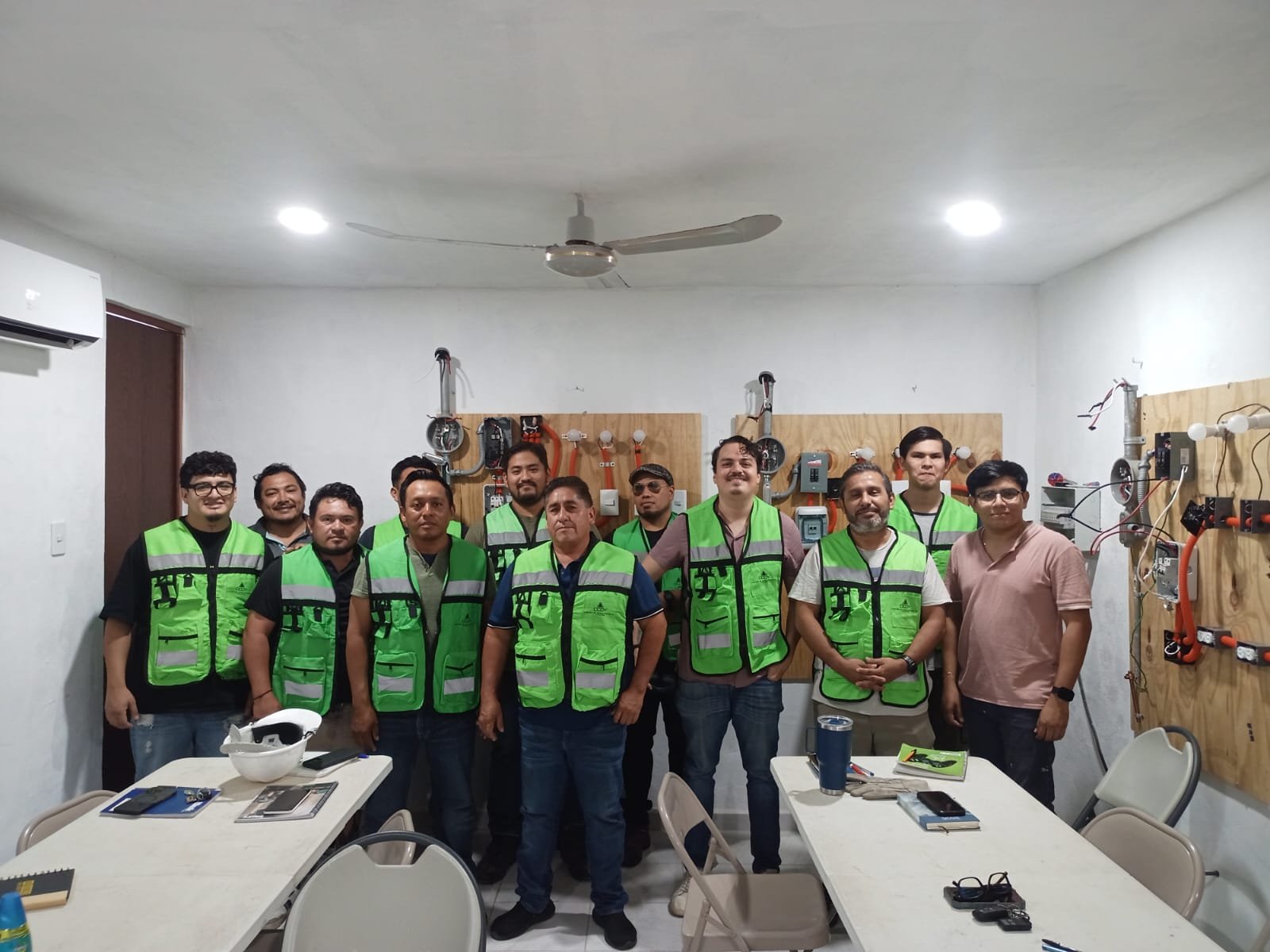 Grupo de participantes de CCDY